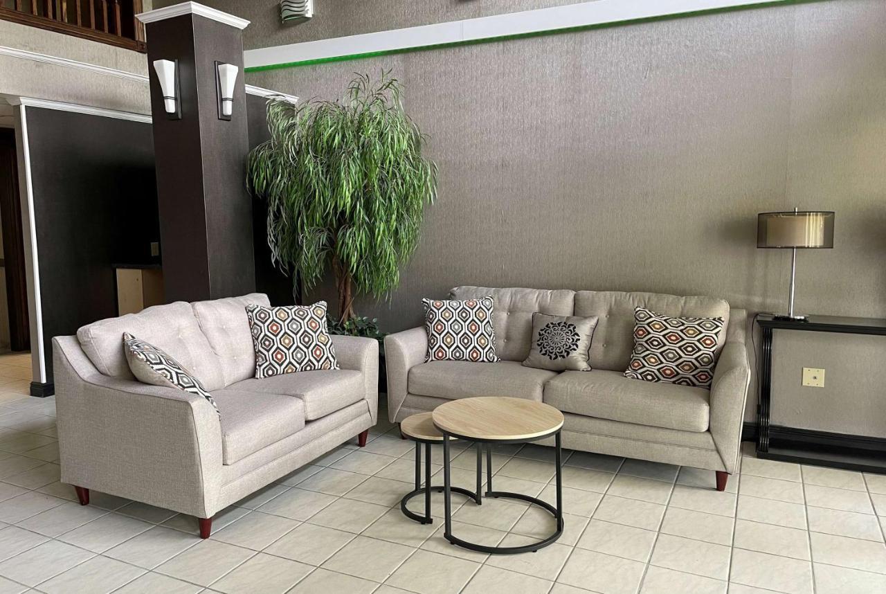 Wingate By Wyndham Lake George Ngoại thất bức ảnh