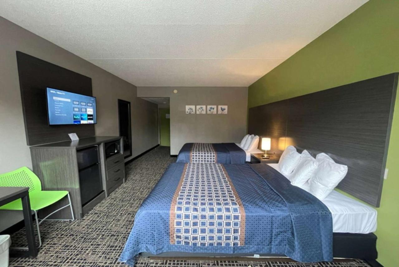 Wingate By Wyndham Lake George Ngoại thất bức ảnh