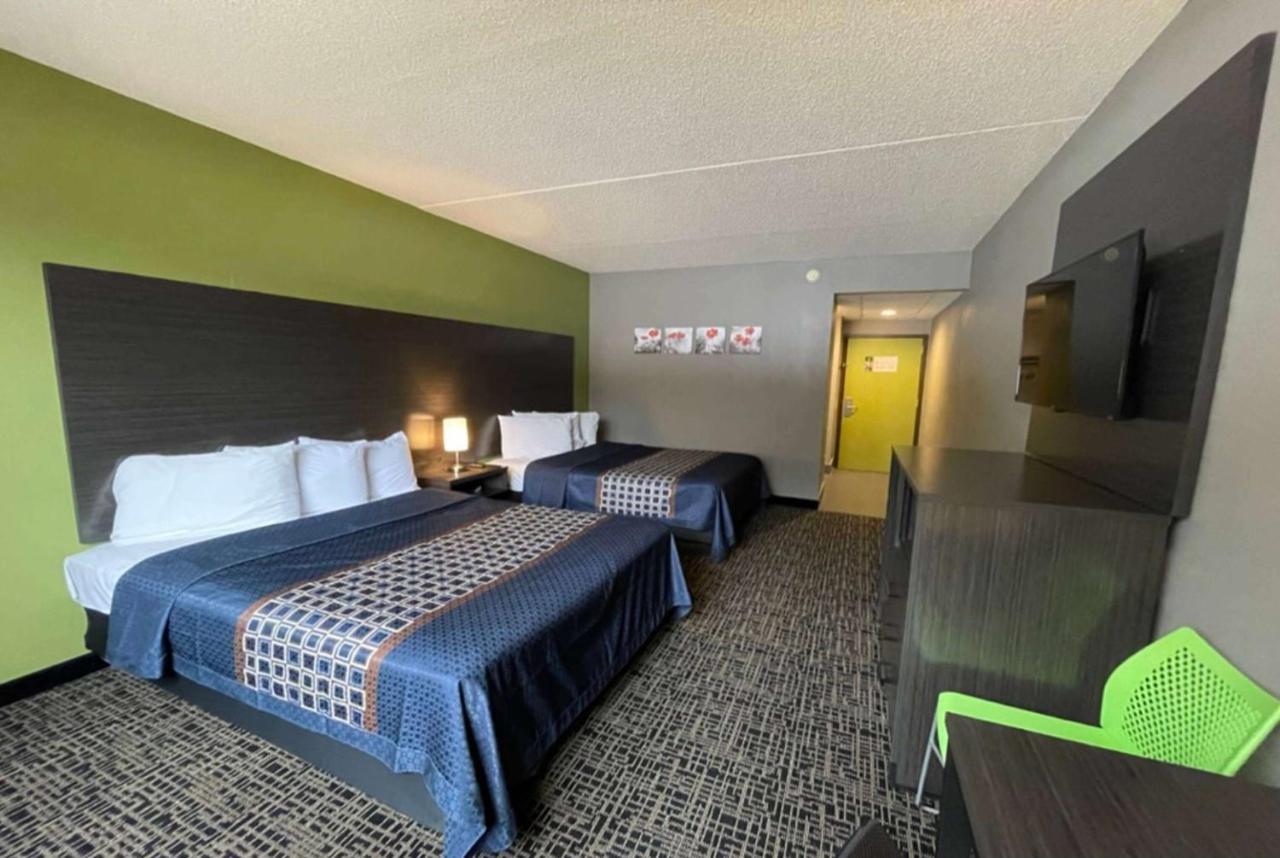 Wingate By Wyndham Lake George Ngoại thất bức ảnh