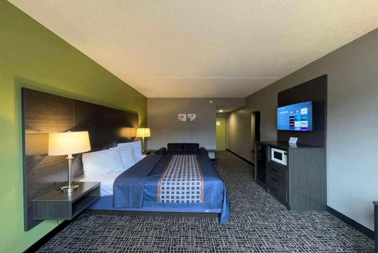Wingate By Wyndham Lake George Ngoại thất bức ảnh