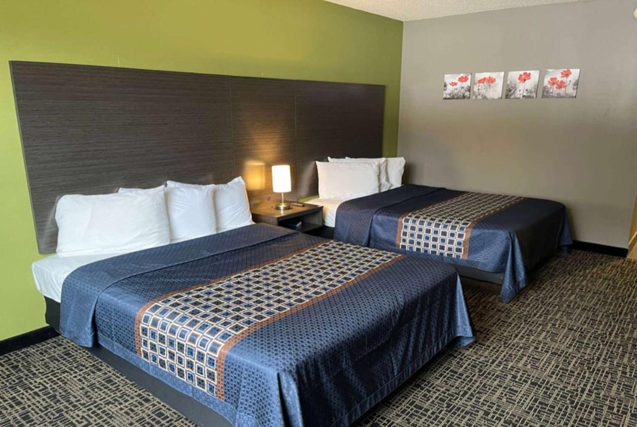 Wingate By Wyndham Lake George Ngoại thất bức ảnh