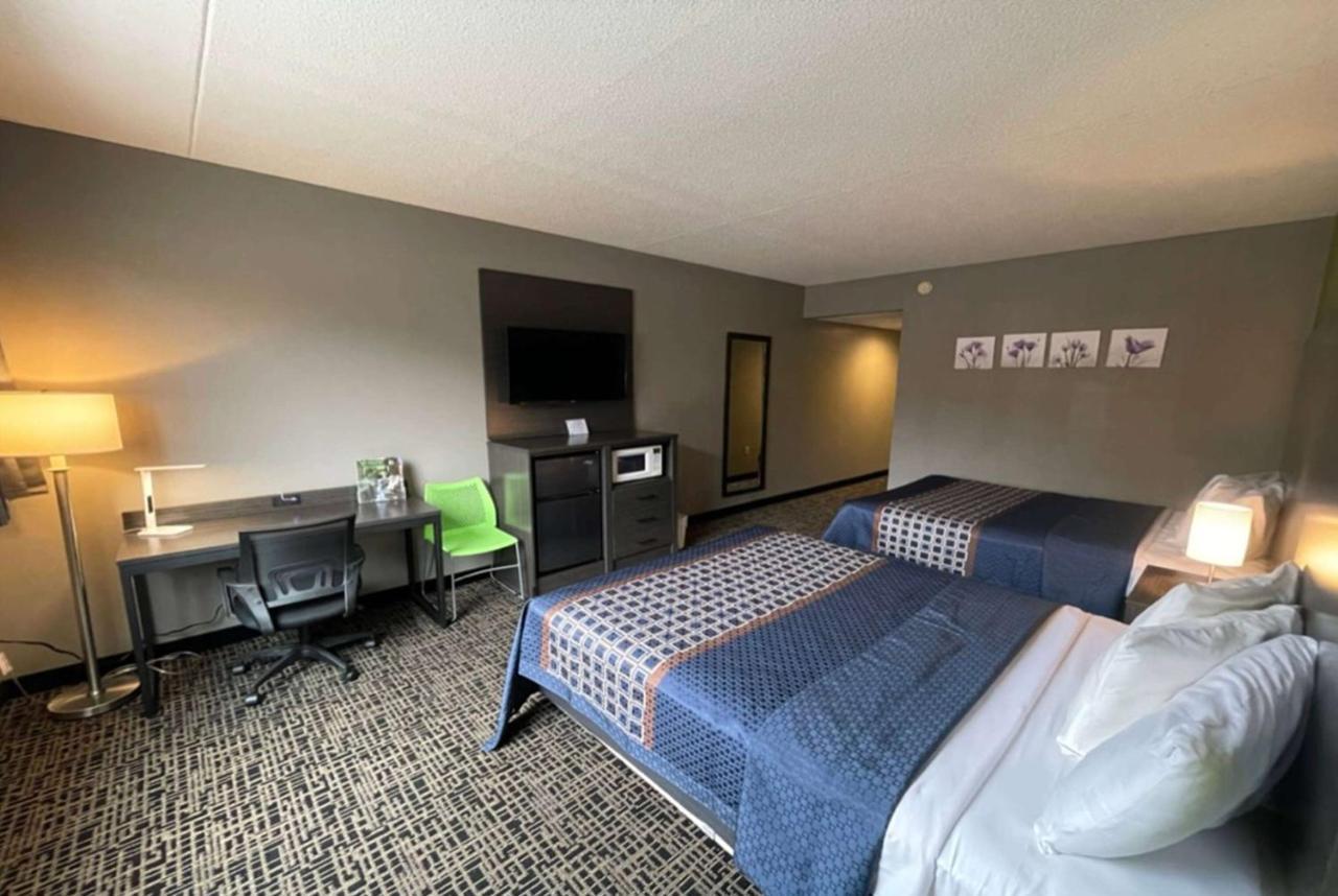 Wingate By Wyndham Lake George Ngoại thất bức ảnh