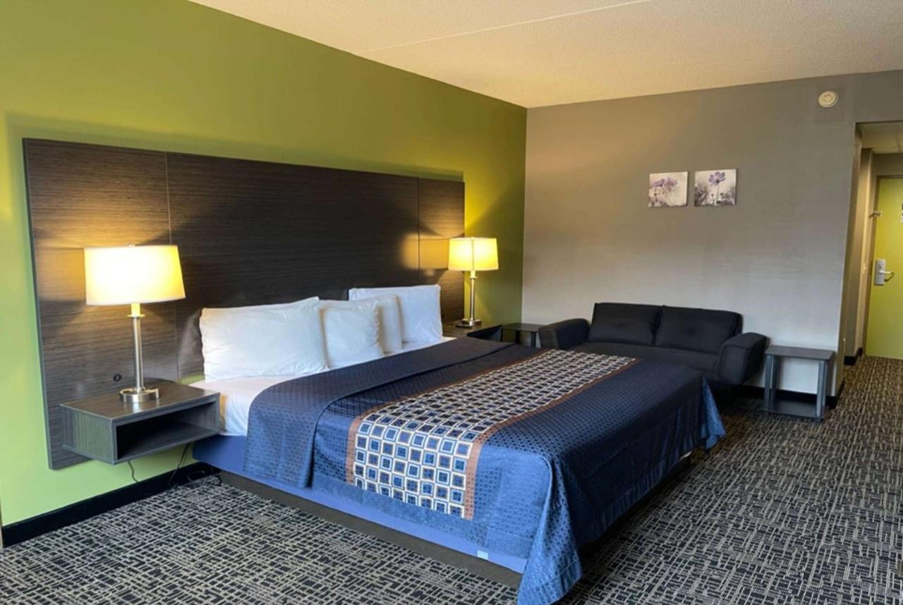 Wingate By Wyndham Lake George Ngoại thất bức ảnh